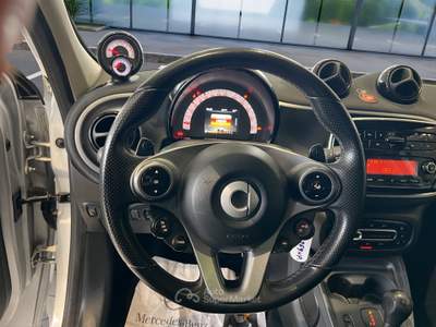 Smart ForFour forfour 70 1.0 twinamic Passion Argento usata Rende