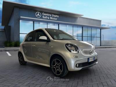 Smart ForFour forfour 70 1.0 twinamic Passion Argento usata Rende