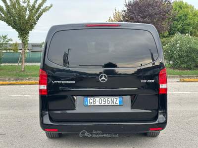 Mercedes-Benz Vito 8 POSTI 119 CDI LONG TOURER AUTO Nero usata Altedo