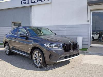 BMW X4 xDrive20d 48V Grigio usata Putignano