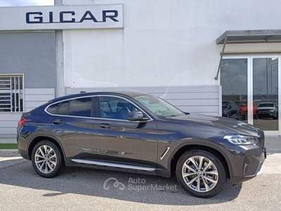 BMW X4 xDrive20d 48V Grigio usata Putignano