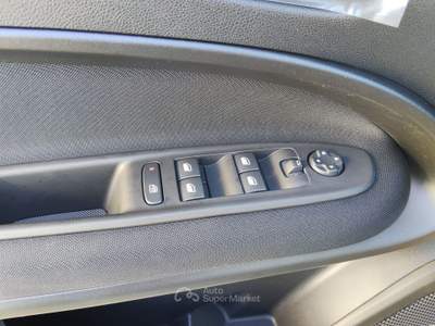 Fiat 600 Hybrid 100 cv POP TURBO BENZINA Arancione usata Putignano