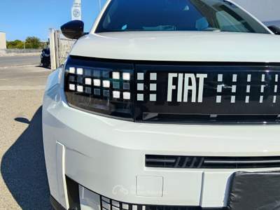 Fiat Grande Panda 1.2 100cv POP Giallo usata Putignano