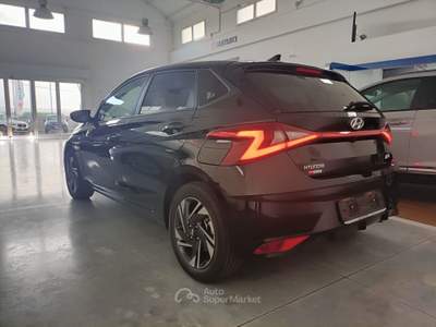 Hyundai i20 1.0 90cv MPI MT connectline Nero usata Putignano