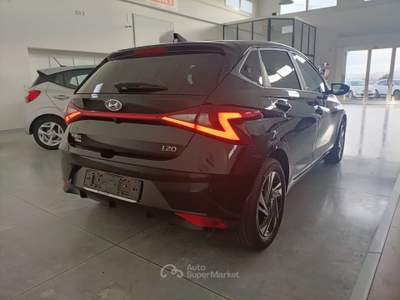 Hyundai i20 1.0 90cv MPI MT connectline Nero usata Putignano