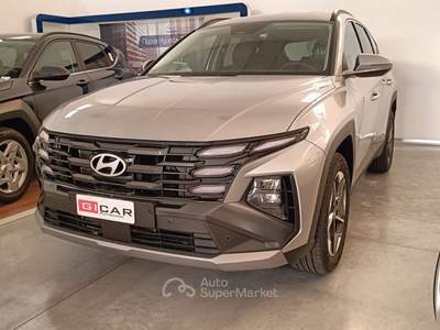Hyundai Tucson 1.6 HEV FULL HYBRID 239cv XTech Nero usata Putignano