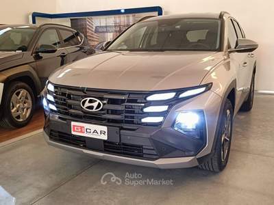 Hyundai Tucson 1.6 HEV FULL HYBRID 239cv XTech Nero usata Putignano