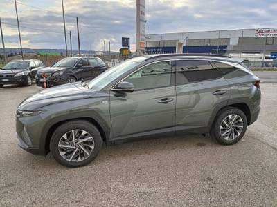 Hyundai Tucson 1.6 HEV FULL HYBRID 239cv XTech Nero usata Putignano