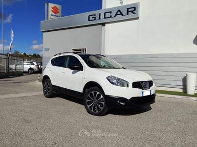 Nissan Qashqai 1.6 131cv TEKNA 360 4wd GANCIO TRAINO Bianco usata Putignano