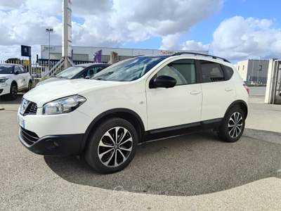 Nissan Qashqai 1.6 131cv TEKNA 360 4wd GANCIO TRAINO Bianco usata Putignano
