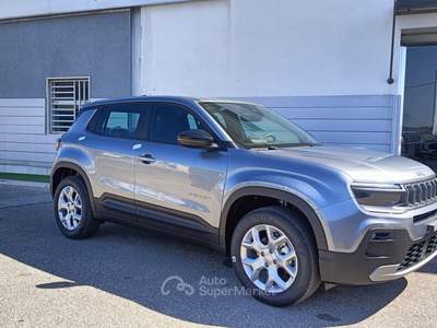 Jeep Avenger NUOVA 1.2 benzina manuale 100 cv Argento usata Putignano