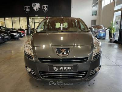 Peugeot 5008 5008  1.6 hdi 16v Business Grigio usata Verona