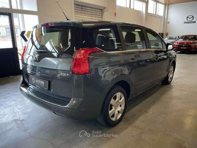Peugeot 5008 5008  1.6 hdi 16v Business Grigio usata Verona