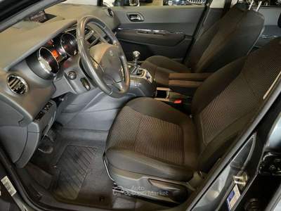 Peugeot 5008 5008  1.6 hdi 16v Business Grigio usata Verona