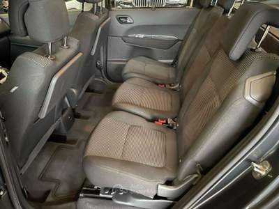 Peugeot 5008 5008  1.6 hdi 16v Business Grigio usata Verona