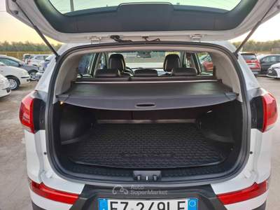 Kia Sportage - 2015 NAVI/PELLE/LED Bianco usata ANDRIA