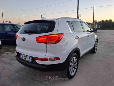 Kia Sportage - 2015 NAVI/PELLE/LED Bianco usata ANDRIA