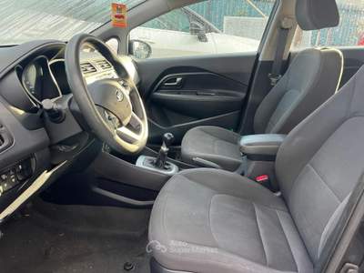 Kia Rio Kia rio 1.2 benzina anno 2012 Nero usata Qualiano