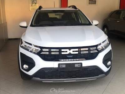 Dacia Sandero Stepway 1.0 TCe ECO-G Expression 100cv 6 marce Bianco usata BORGOSESIA