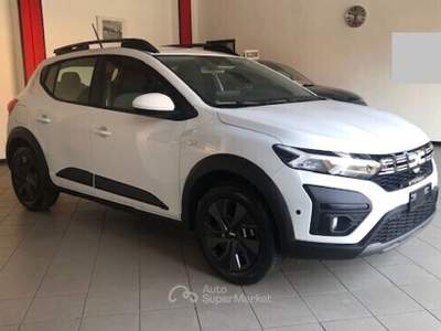Dacia Sandero Stepway 1.0 TCe ECO-G Expression 100cv 6 marce Bianco usata BORGOSESIA