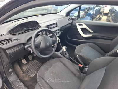 Peugeot 208 Problemi alternatore , carrozzeria leggera no sinistrata Grigio usata Roma