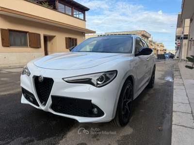 Alfa Romeo Stelvio AT8 Q4 Veloce + Pelle + Tetto apribile Bianco usata Sava