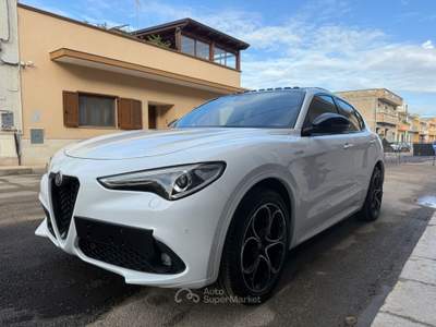 Alfa Romeo Stelvio AT8 Q4 Veloce + Pelle + Tetto apribile Bianco usata Sava