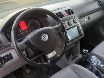Volkswagen Touran . Blu/Azzurro usata Ardea