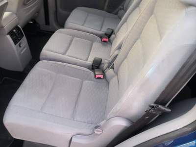 Volkswagen Touran . Blu/Azzurro usata Ardea