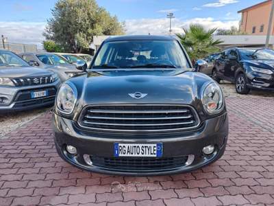 MINI One Mini One D Countryman Verde usata Roma
