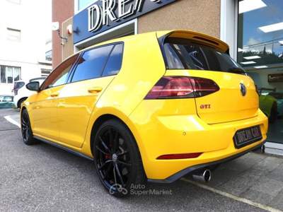 Volkswagen Golf Performance 2.0 245CV DSG DCC-TETTO-DYN-19" Giallo usata Savona