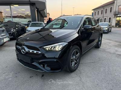 Mercedes-Benz GLA Automatic AMG Line Premium Nero usata VAREDO