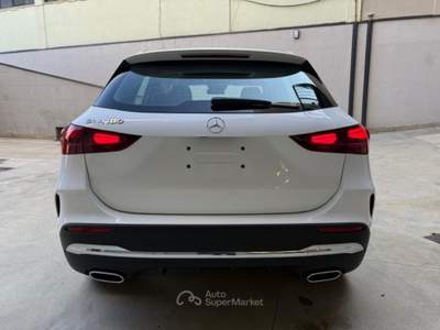 Mercedes-Benz GLA Automatic AMG Line Premium Bianco usata VAREDO
