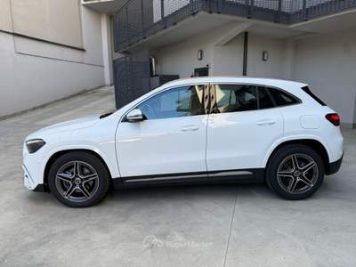 Mercedes-Benz GLA Automatic AMG Line Premium Bianco usata VAREDO
