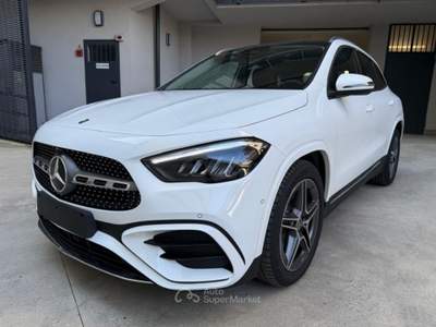 Mercedes-Benz GLA Automatic AMG Line Premium Bianco usata VAREDO
