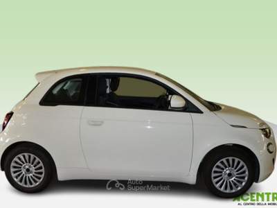 Fiat 500e Fiat  42kw icon (autonomia 320 km) Bianco usata CAGLIARI