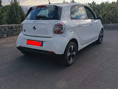 Smart ForFour smart elettrica  Bianco usata Biancavilla
