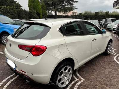 Alfa Romeo Giulietta 2.0 JTDm-2 170 CV TCT Excl. Bianco usata ANGRI