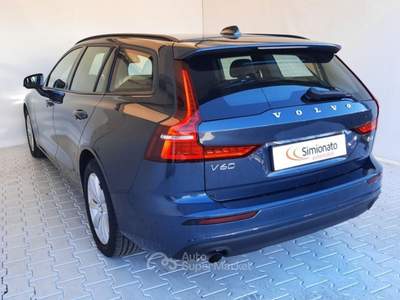 Volvo V60 B4 (d) Geartronic Momentum Business Grigio usata Resana