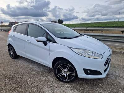 Ford Fiesta 5p. Bz.- GPL Titanium Bianco usata Gravina in Puglia
