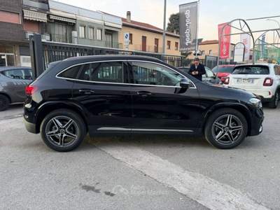 Mercedes-Benz GLA 180 Automatic AMG Line Premium Nero usata Varedo