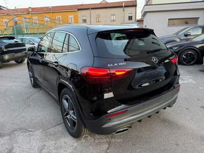 Mercedes-Benz GLA 180 Automatic AMG Line Premium Nero usata Varedo