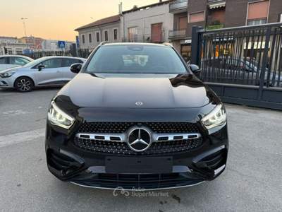 Mercedes-Benz GLA 180 Automatic AMG Line Premium Nero usata Varedo