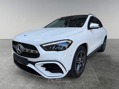 Mercedes-Benz GLA 180 Automatic AMG Line Premium Bianco usata Varedo
