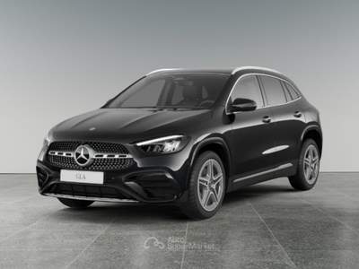 Mercedes-Benz GLA 200 d Automatic AMG Line Premium con Tetto Panoramico Nero usata Varedo