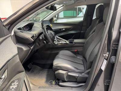 Peugeot 5008 S&S EAT8 Allure Pack Grigio usata Poviglio