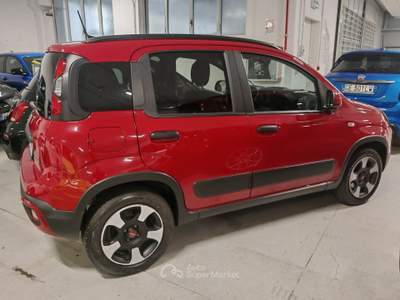 Fiat Panda Panda Cross 1.0 FireFly S&S Hybrid Rosso usata Cherasco