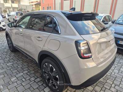 Fiat 600 600 1.2 hybrid La Prima 145cv CAMBIO AUTOM Beige usata LECCO