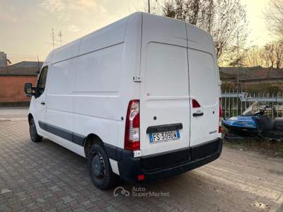 Renault Master T33 2.3 dCi/110 PM-TA Furgone Ice Bianco usata Pavia