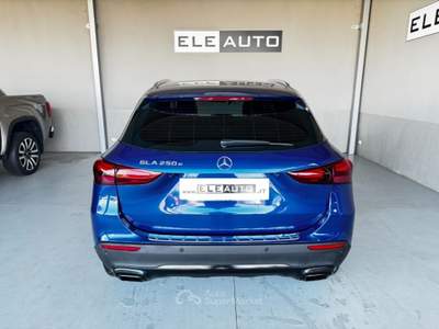 Mercedes-Benz GLA e hybrid EQ Progressive Advanced Plus Blu/Azzurro usata Sedriano